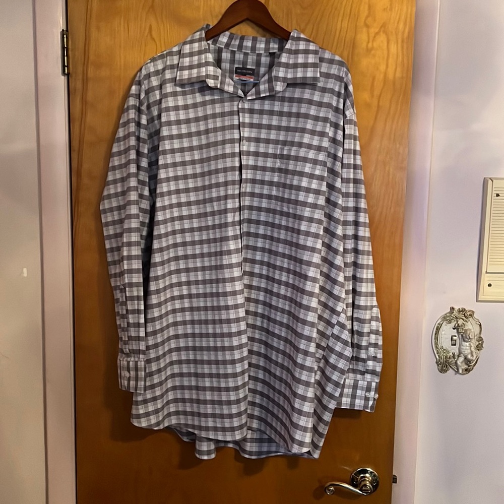 Van Heusen Men’s Long Sleeve Button Down Dress Shirt Bundle (20 35/36)